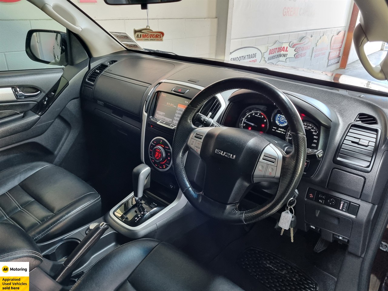 2017 Isuzu MU-X