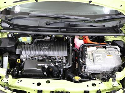 2016 Toyota Sienta - Thumbnail