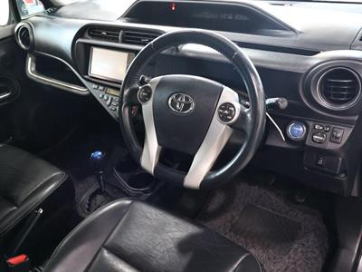 2013 Toyota Aqua - Thumbnail