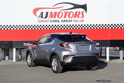 2018 Toyota C-HR - Thumbnail