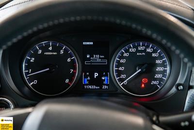 2020 Mitsubishi Outlander - Thumbnail