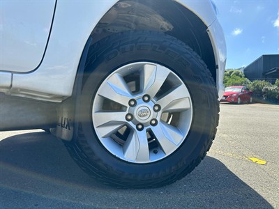 2017 Toyota Hilux - Thumbnail