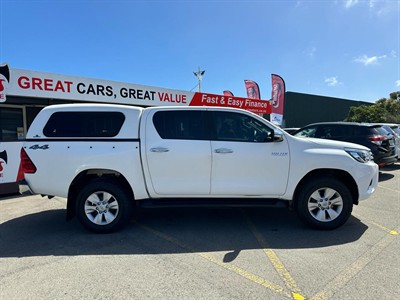 2017 Toyota Hilux - Thumbnail