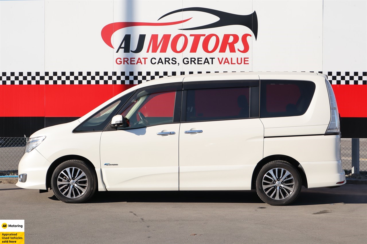 2015 Nissan Serena