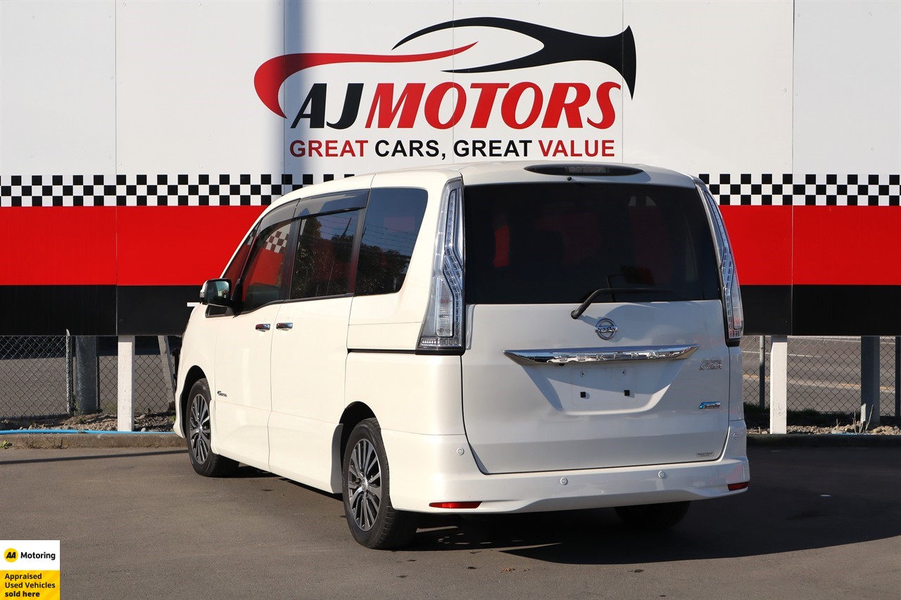 2015 Nissan Serena