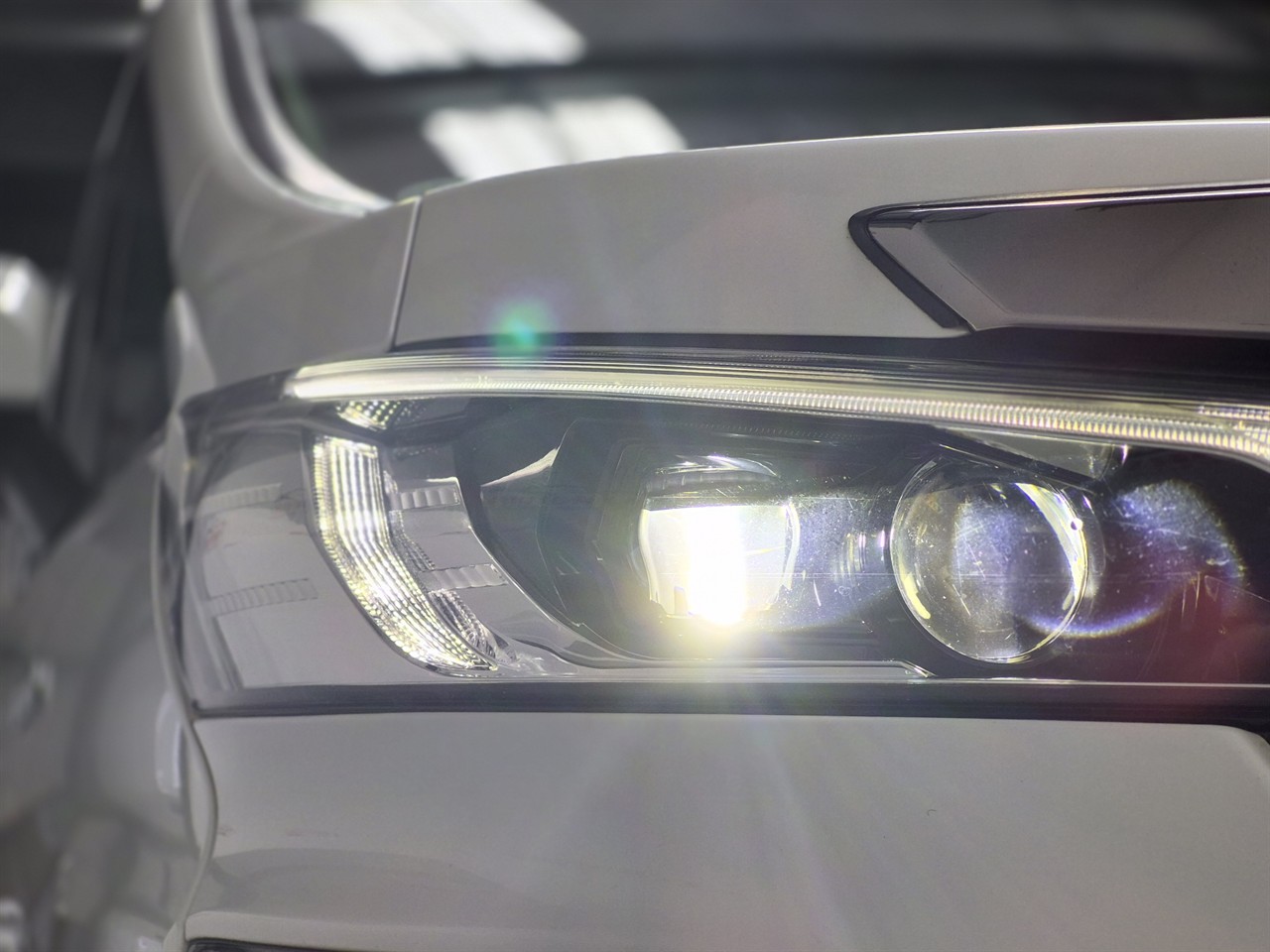 2015 Toyota Vellfire