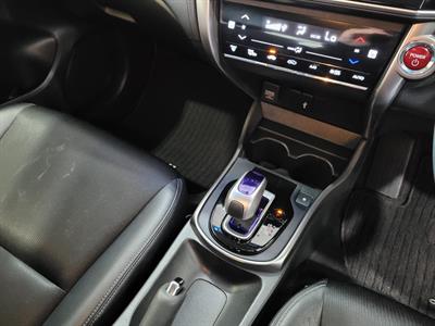 2016 Honda GRACE - Thumbnail