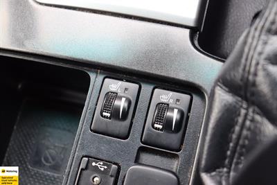 2016 Toyota Land Cruiser Prado - Thumbnail