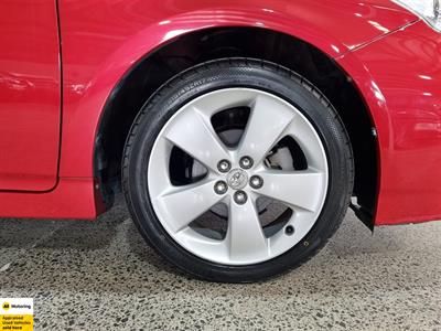 2014 Toyota Prius - Thumbnail