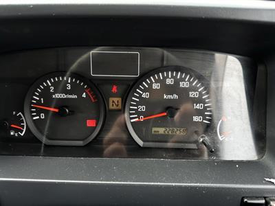 2011 Isuzu ELF - Thumbnail