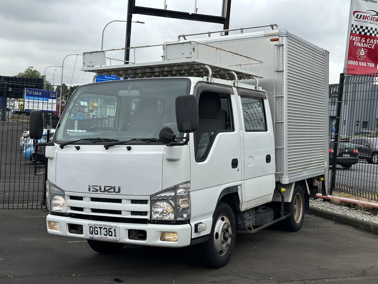 2011 Isuzu ELF