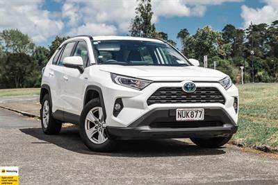 2021 Toyota RAV4 - Thumbnail