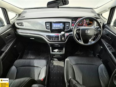 2015 Honda Odyssey - Thumbnail