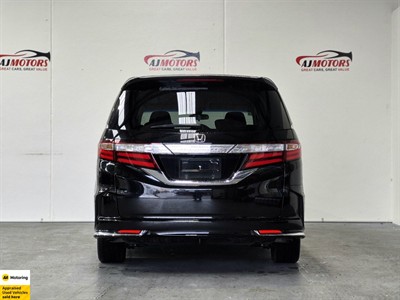 2015 Honda Odyssey - Thumbnail