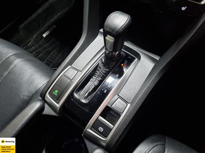 2017 Honda Civic - Thumbnail