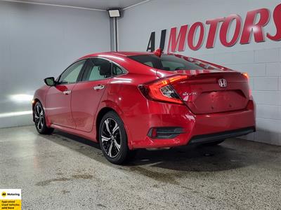 2017 Honda Civic - Thumbnail