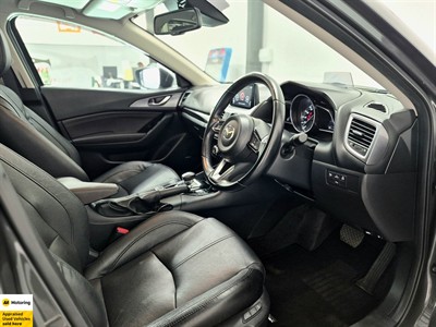 2016 Mazda Axela - Thumbnail