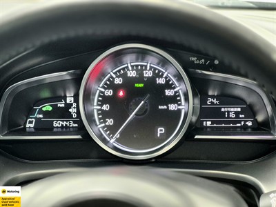 2016 Mazda Axela - Thumbnail