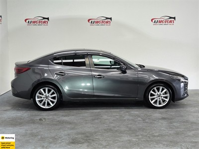 2016 Mazda Axela - Thumbnail