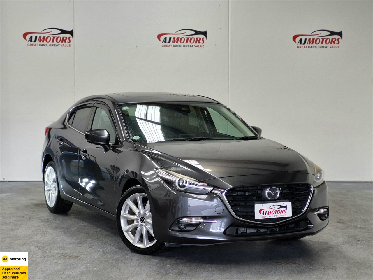 2016 Mazda Axela