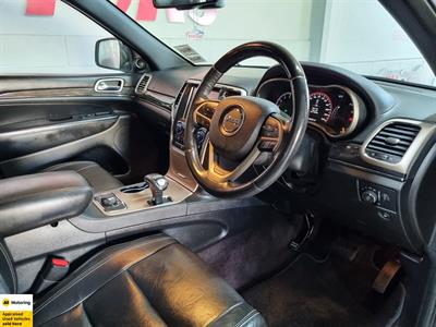 2016 Jeep Grand Cherokee - Thumbnail