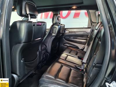 2016 Jeep Grand Cherokee - Thumbnail