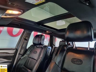 2016 Jeep Grand Cherokee - Thumbnail