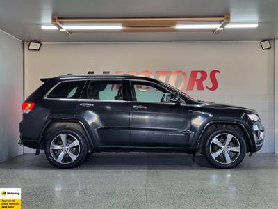 2016 Jeep Grand Cherokee - Thumbnail
