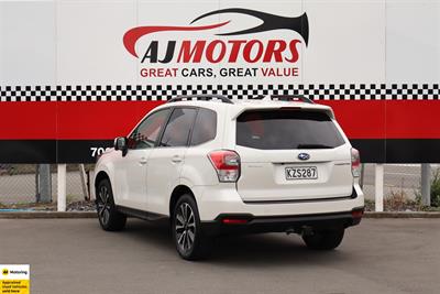 2017 Subaru Forester - Thumbnail