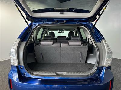 2012 Toyota Prius - Thumbnail
