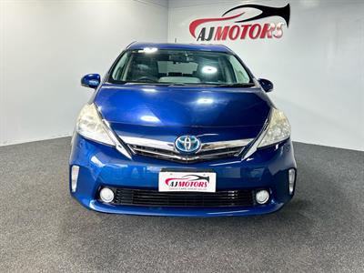 2012 Toyota Prius - Thumbnail