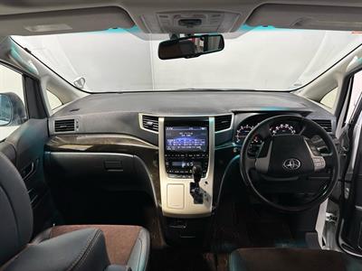 2013 Toyota Alphard - Thumbnail