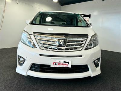 2013 Toyota Alphard - Thumbnail