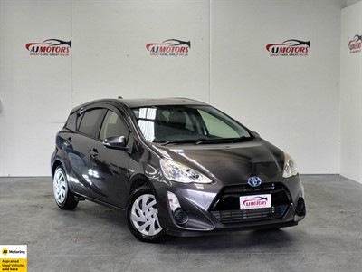 2015 Toyota Aqua - Thumbnail