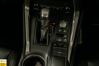 2015 Lexus NX 300h - Thumbnail