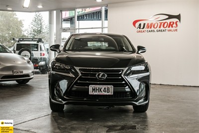 2015 Lexus NX 300h - Thumbnail