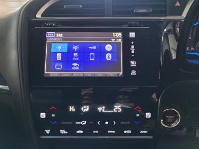 2015 Honda Shuttle - Thumbnail