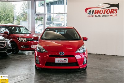 2013 Toyota Aqua - Thumbnail
