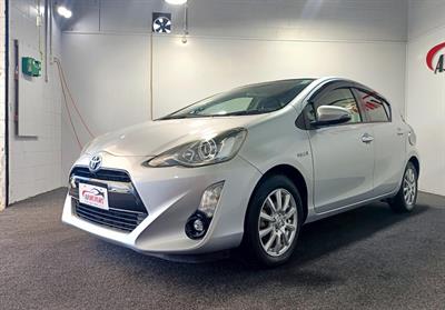 2015 Toyota Aqua - Thumbnail