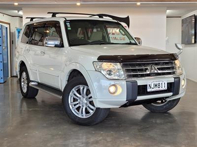 2011 Mitsubishi Pajero