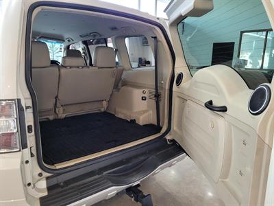 2011 Mitsubishi Pajero - Thumbnail