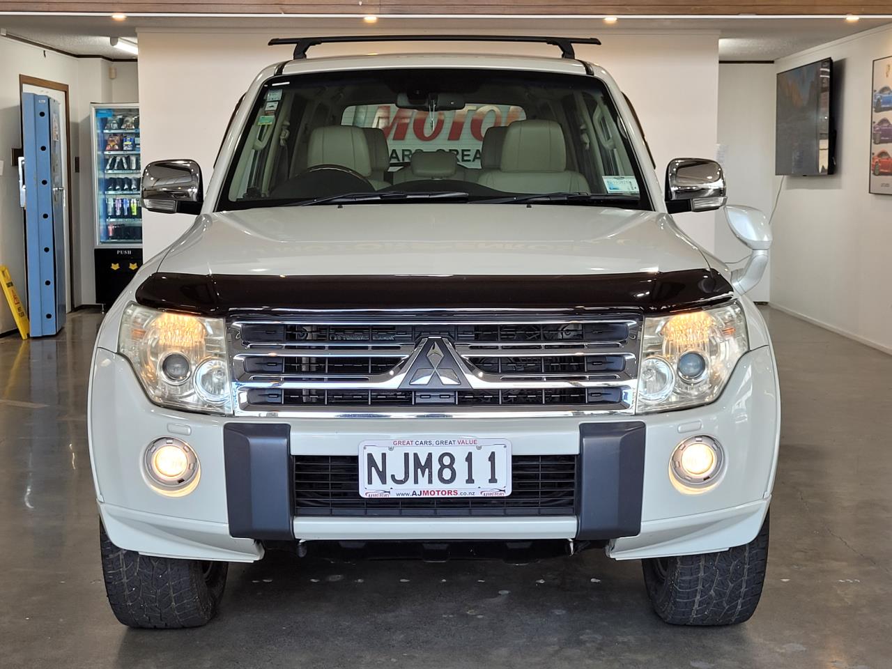 2011 Mitsubishi Pajero