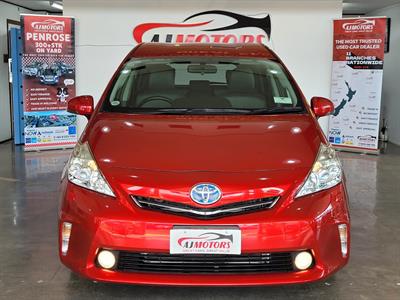 2014 Toyota Prius - Thumbnail