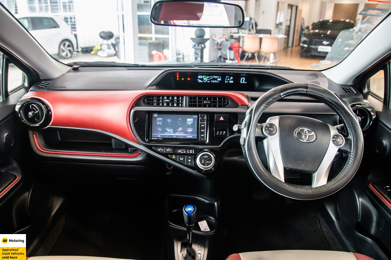 2016 Toyota Aqua
