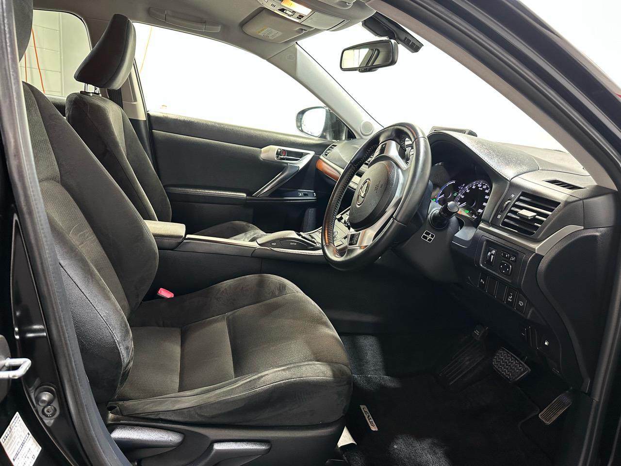 2012 Lexus CT200H