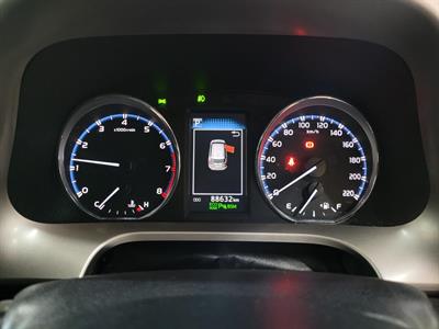 2017 Toyota RAV4 - Thumbnail