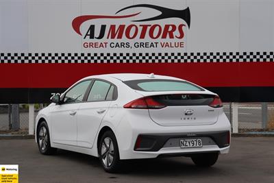 2022 Hyundai IONIQ - Thumbnail