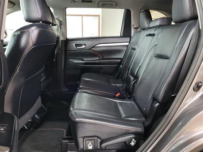2014 Toyota Highlander - Thumbnail