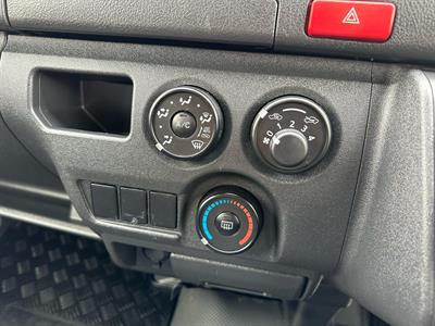 2019 Toyota Hiace - Thumbnail