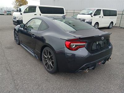 2016 Toyota 86 - Thumbnail